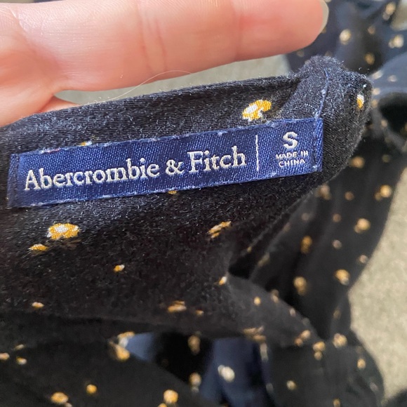 Very cute Abercrombie jumpsuit - Picture 2 of 2